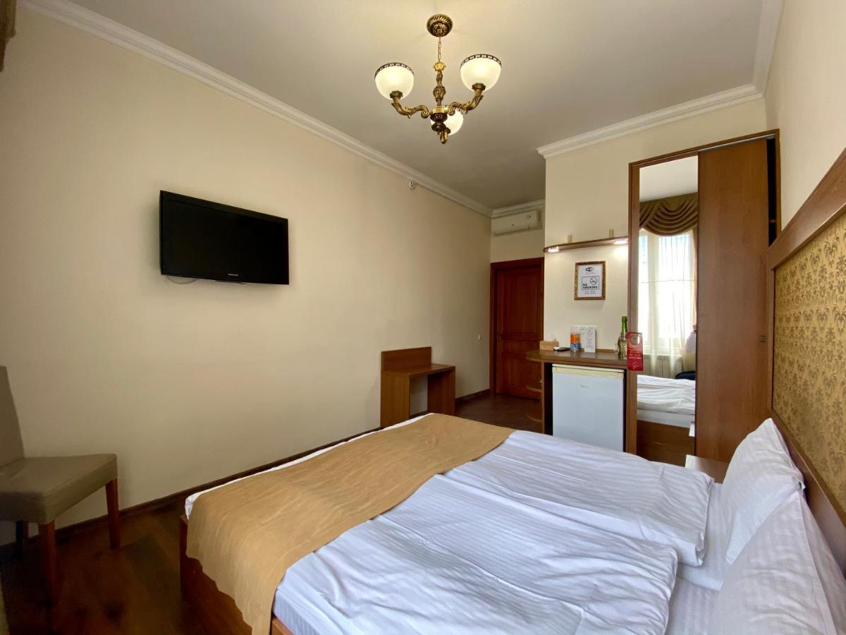 Boomerang Business Hotel Odessa Extérieur photo