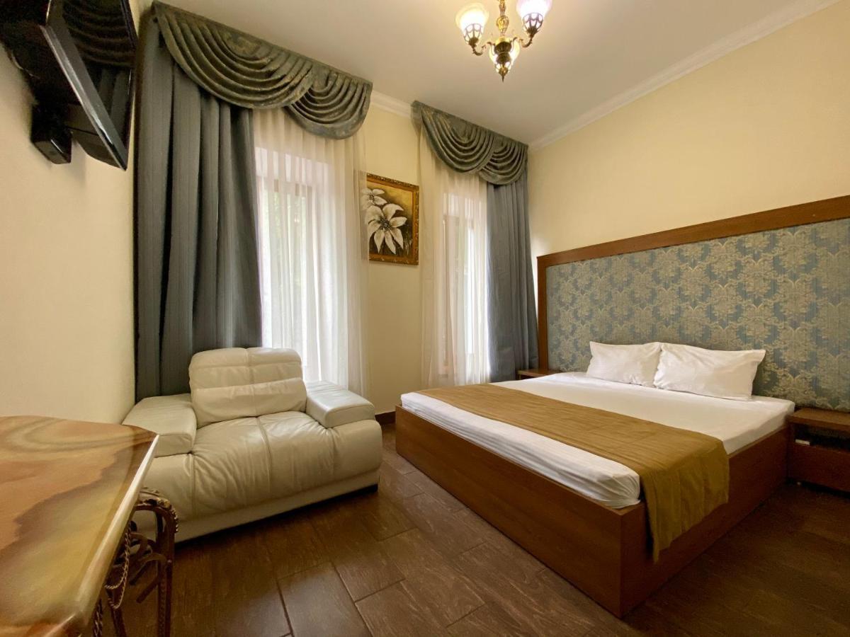 Boomerang Business Hotel Odessa Extérieur photo